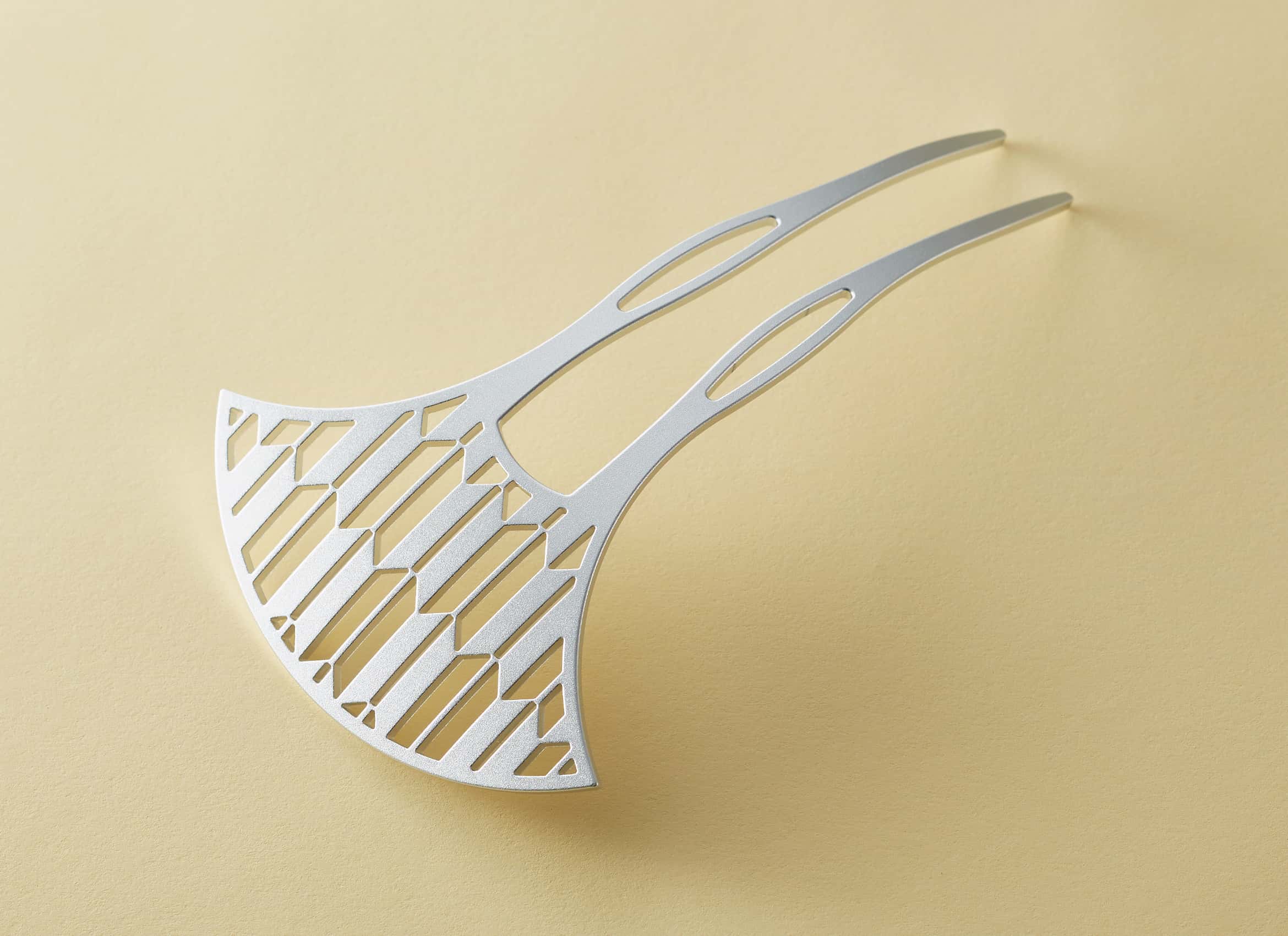 矢絣(Yagasuri) 風花(Kazahana)/ シルバー(Silver) イメージ